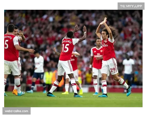 分析:阿森纳爆冷输球,年轻阵容交学费 分析:阿森纳爆冷输球,年轻阵容交学费