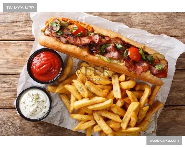 新球馆餐饮服务尝试LA特色升级，培根卷热狗与特制汉堡引风味讨论