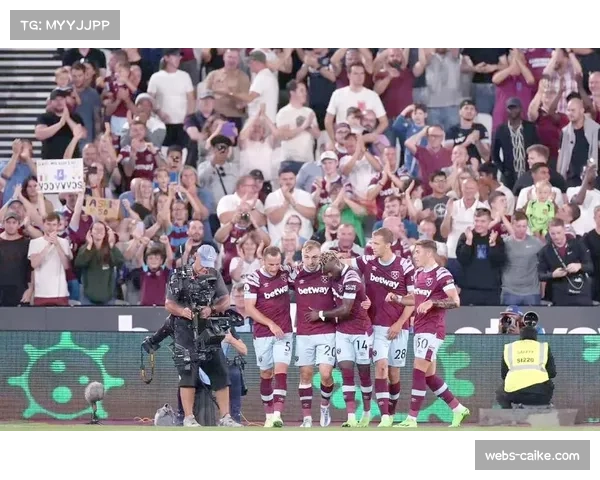 数据复盘：西汉姆联对阵布伦特福德，客队通过更高效的跑动赢得了中场争夺